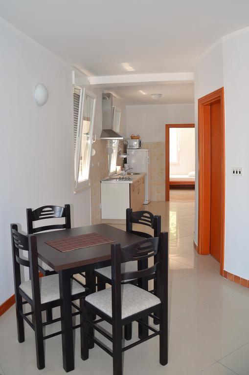 Apartments Riverside Herceg Novi Værelse billede