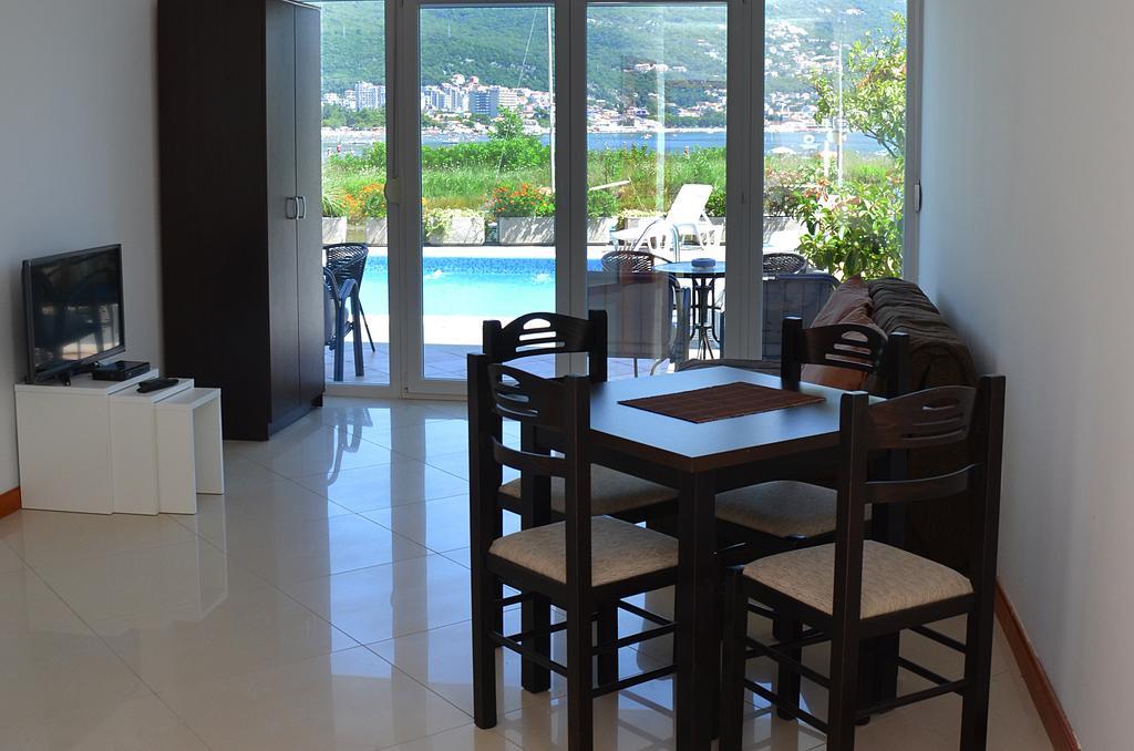 Apartments Riverside Herceg Novi Værelse billede
