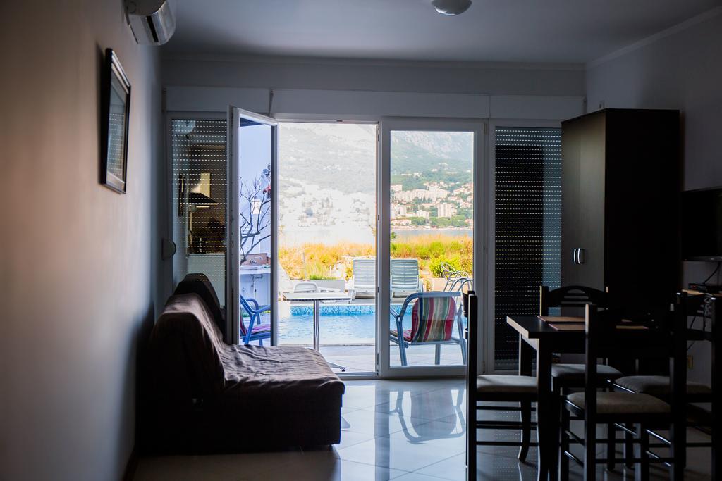 Apartments Riverside Herceg Novi Eksteriør billede
