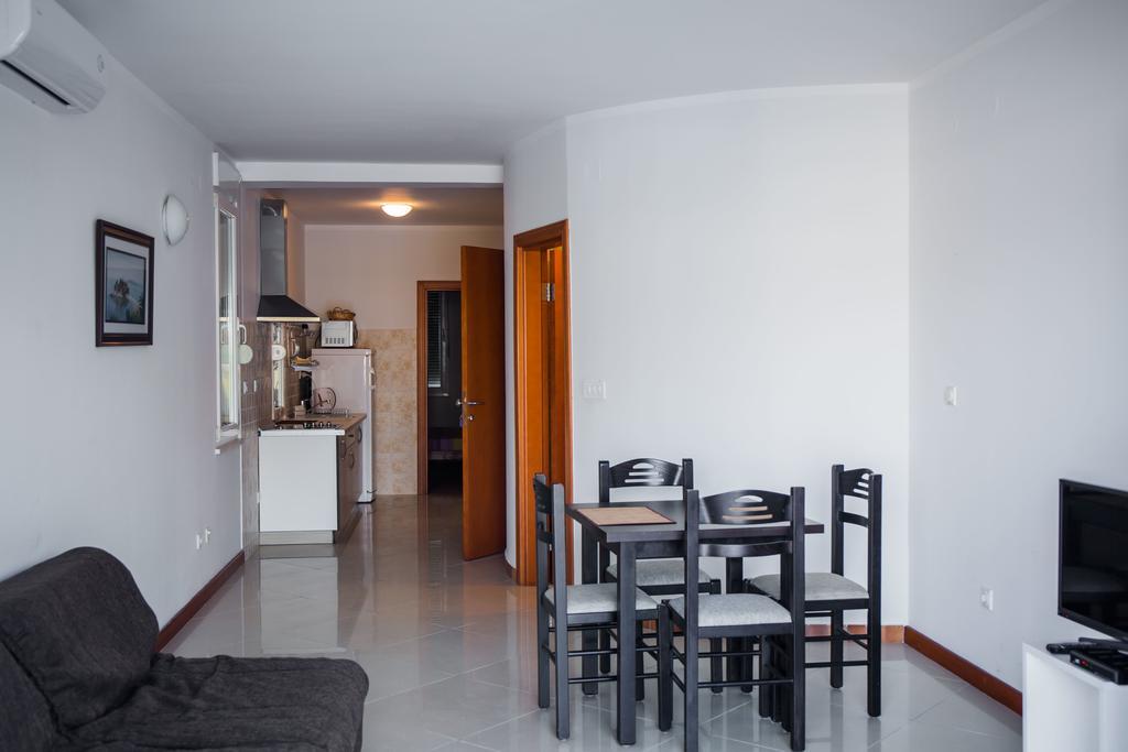 Apartments Riverside Herceg Novi Eksteriør billede