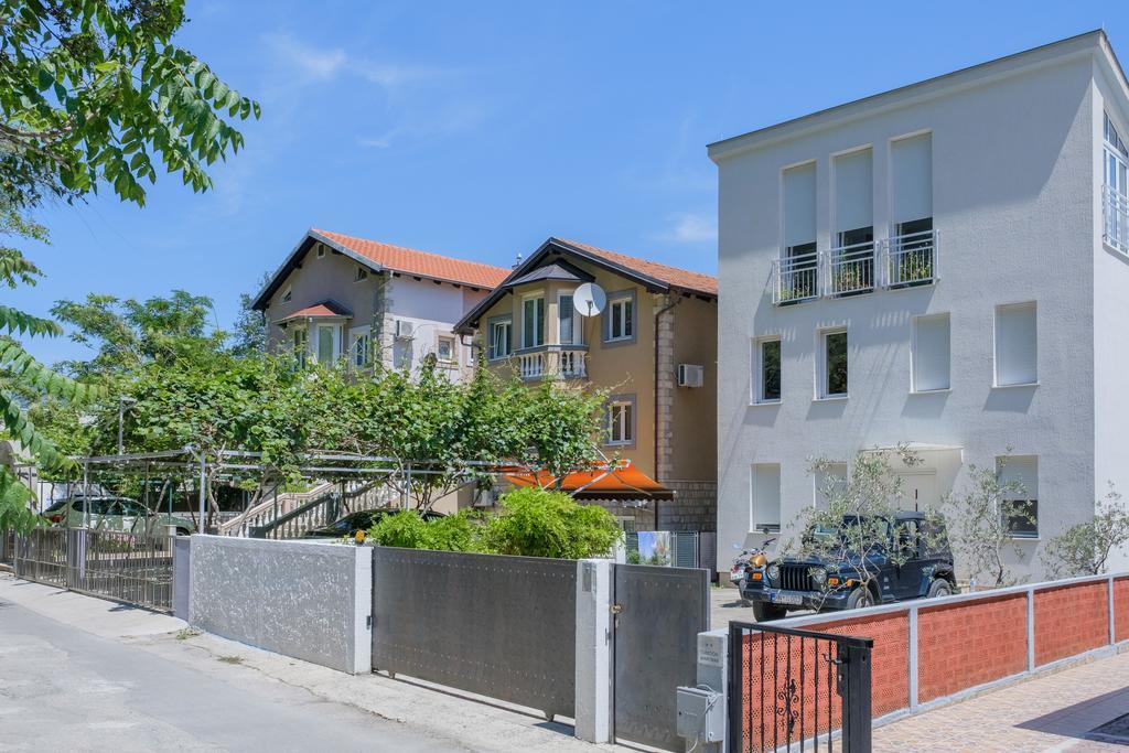 Apartments Riverside Herceg Novi Eksteriør billede